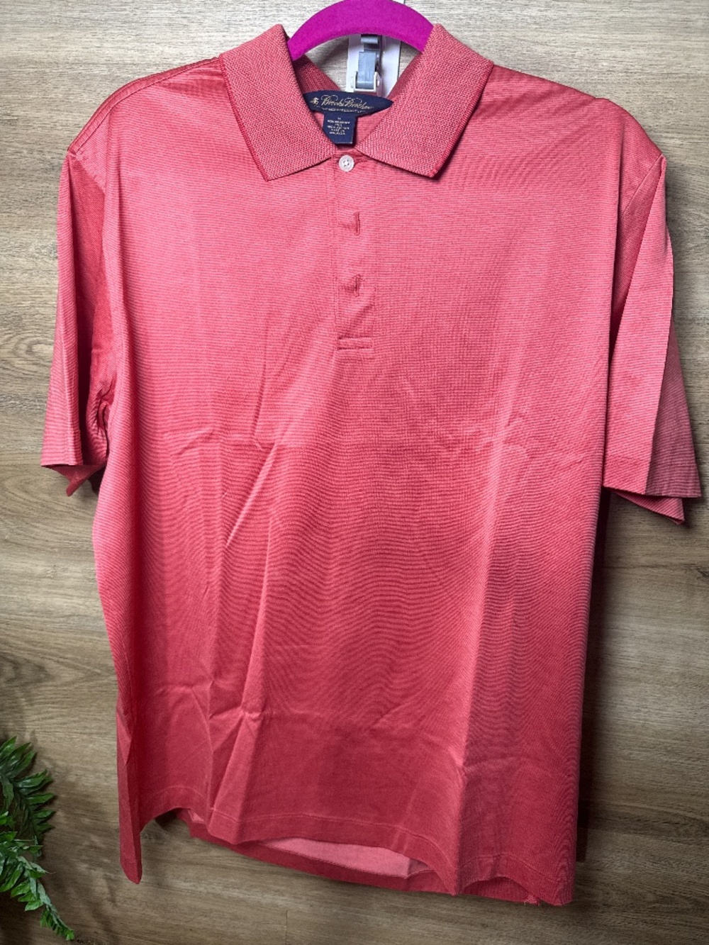Brooks Brothers polo size medium 💯 cotton, like new condition